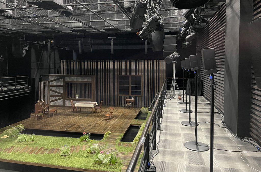 In This Garden We Loved – Immersive Theaterproduktion mit LD Systems CURV 500 im Sejong Center in Seoul, Korea
