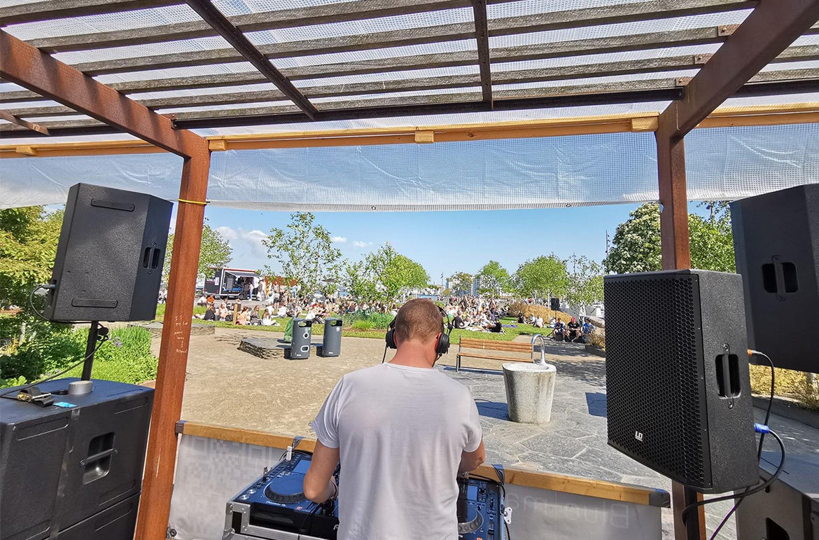 Top-Sound mit großer Reichweite – LD Systems STINGER® G3 beschallt Harbour:Candy Festival