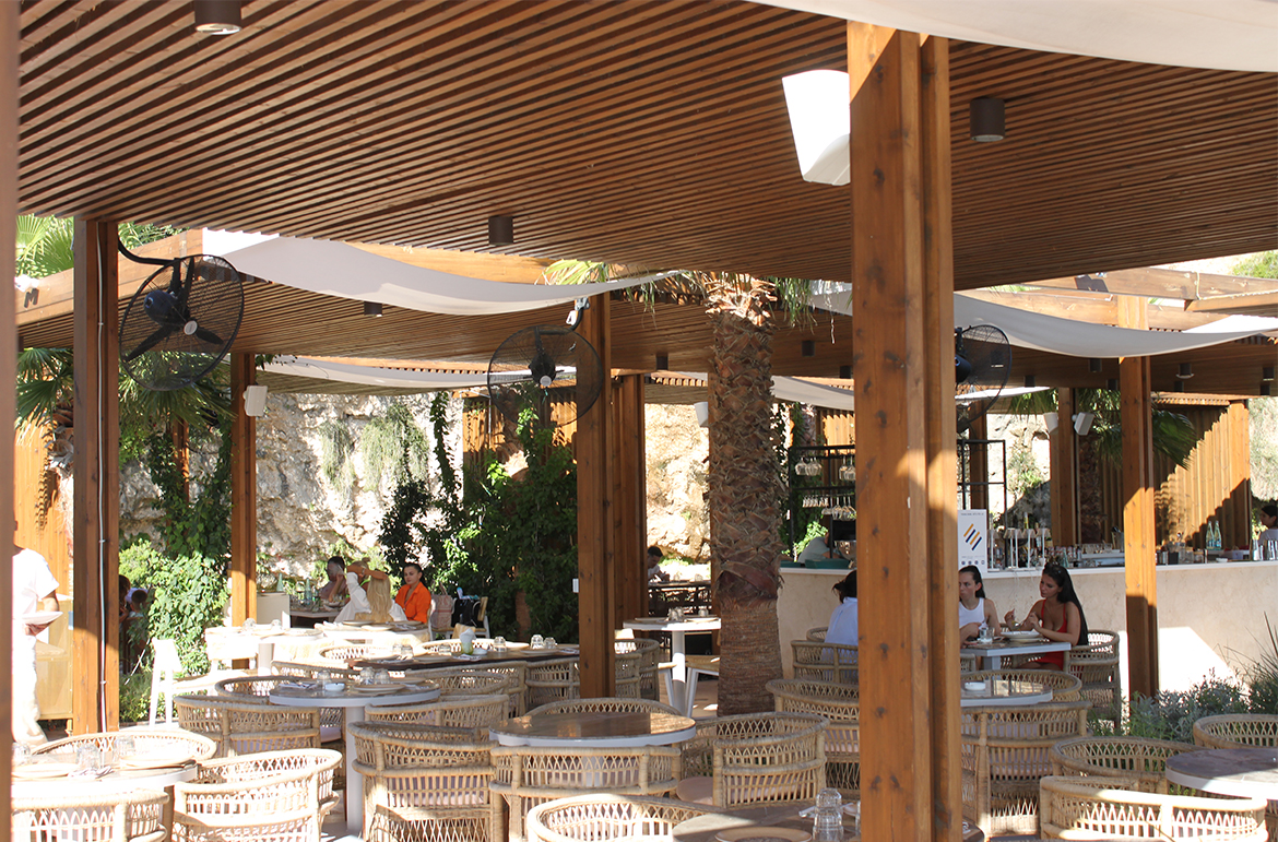 Enjoyment with premium sound – LD Systems DQOR provides sound for restaurant on the coast of Albania
