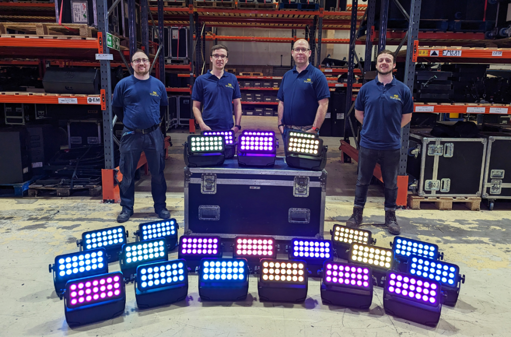 Stage Lighting Services investiert in Cameo ZENIT B200 und FLAT PRO 12