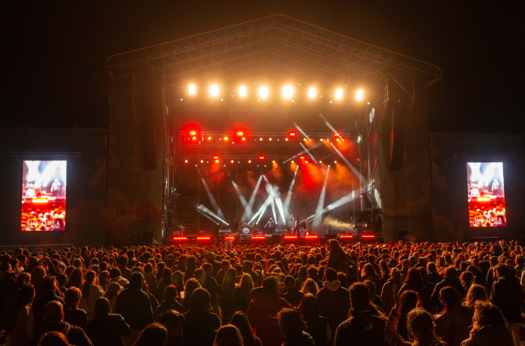 Estreno con éxito – Cameo en el Festival Mar de Jávea en España