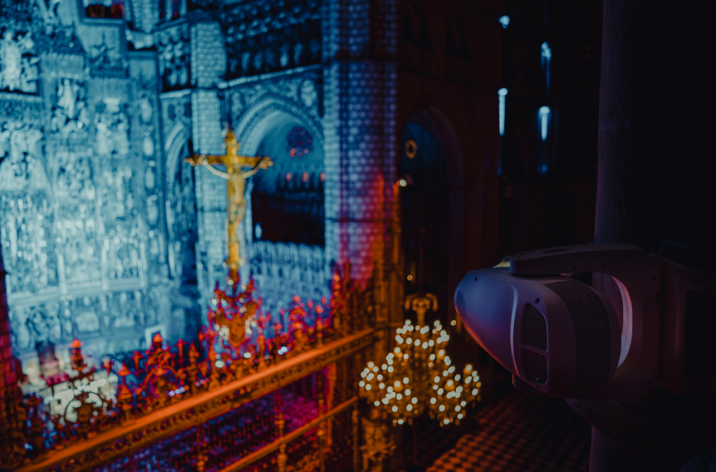 Lumina – Une installation immersive avec Cameo et LD Systems dans la cathédrale de Tolède