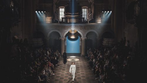 Cameo Light Installation at Fashion Infection Runway Show with OPUS X Profile ZENIT W600 Wash Light