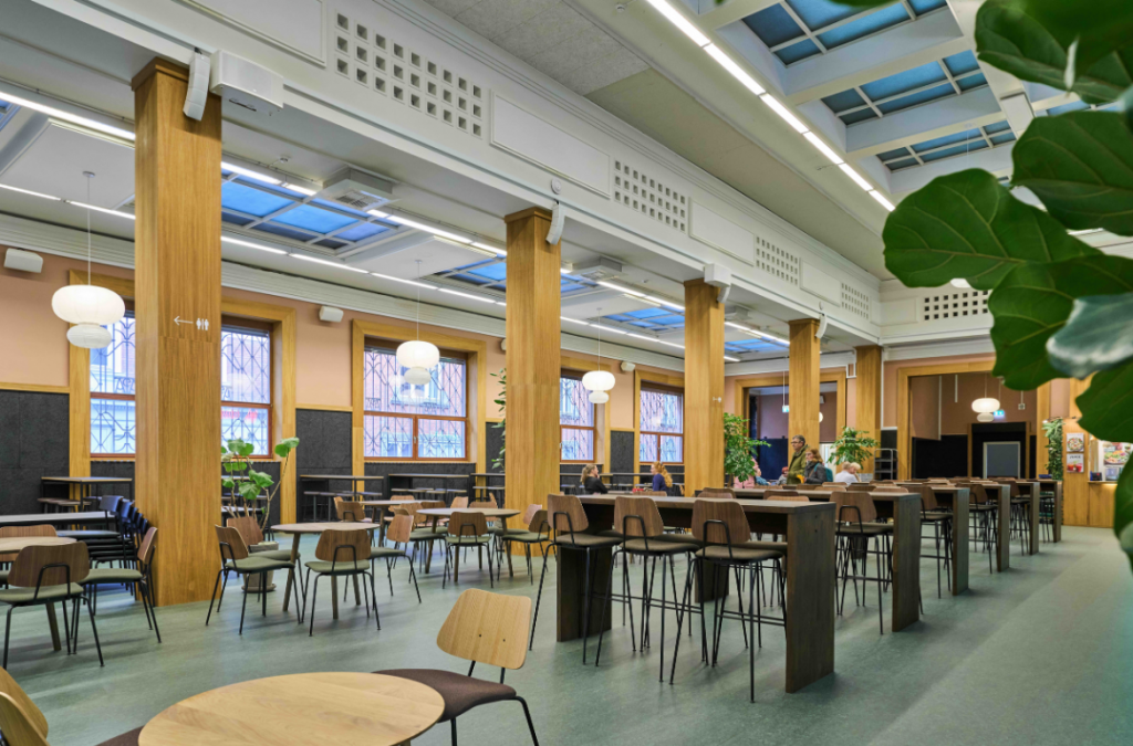 Neues Gastro-Zentrum – Multi-Zonen-Audiosystem in der Banken Food Hall