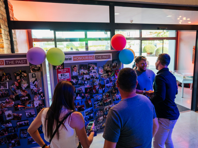 AdamHallGroup_50Years_Anniversary_Summerparty