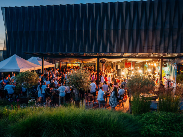 AdamHallGroup_50Years_Anniversary_Summerparty
