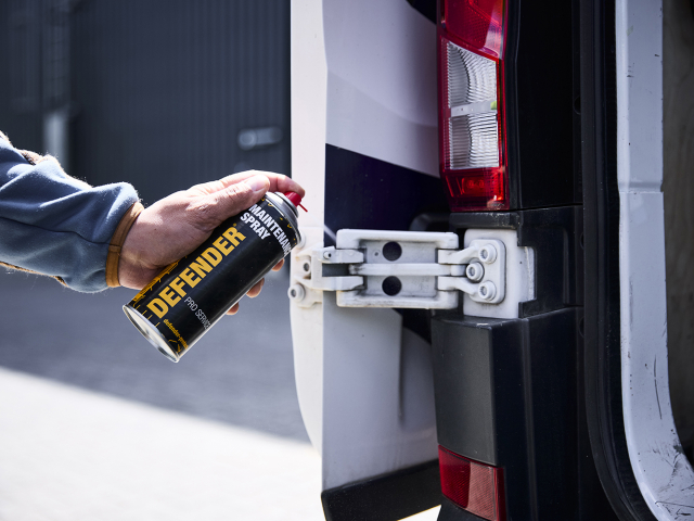 Defender_Maintenance_Spray